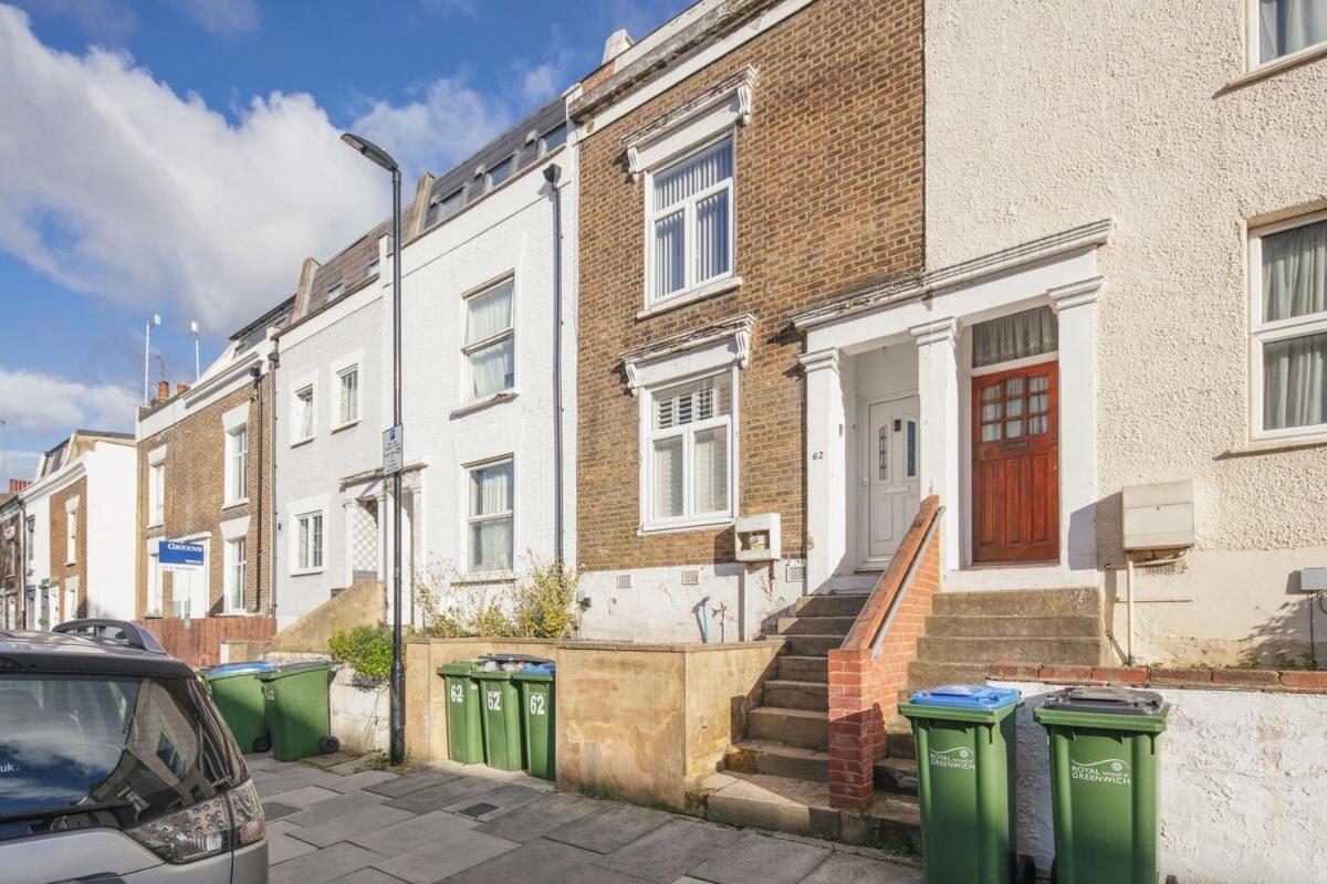 Spacious 3 Bedroom Home With Ps5 And Pool Table Near O2 Arena Canary Wharf And Elizabeth Line To Central Londres Exterior foto